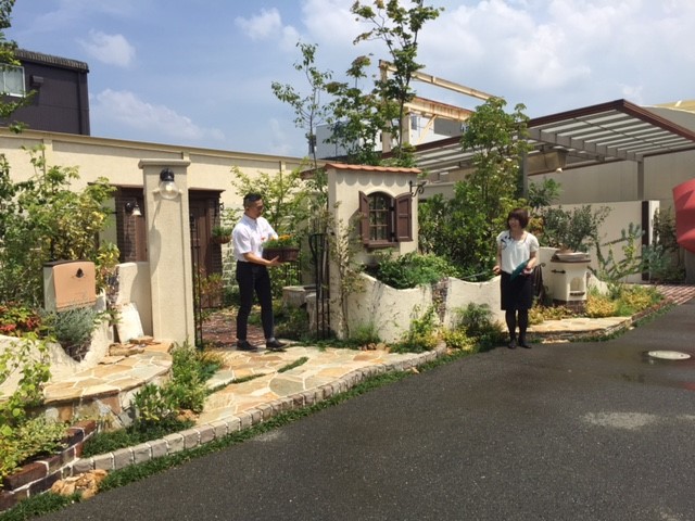 ディーズパティオ1