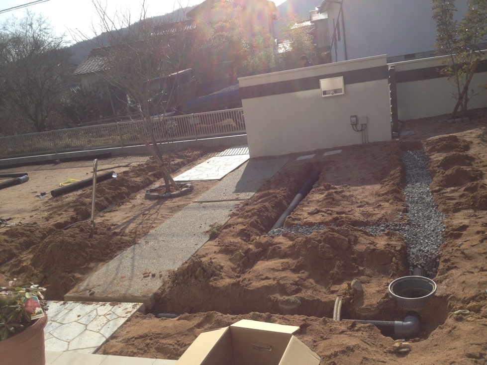 透水パイプ施工写真1