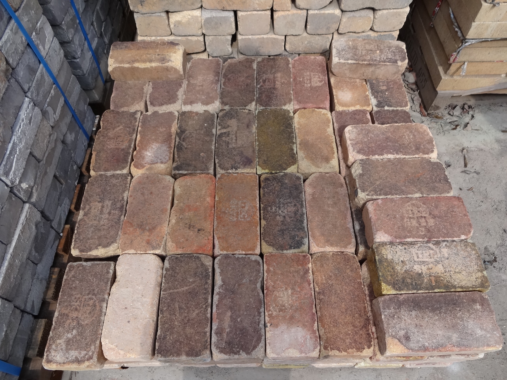 方形耐火煉瓦　こげ茶