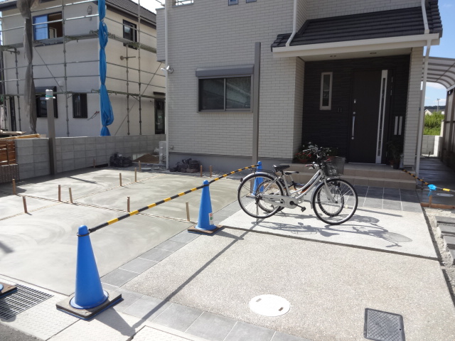 本物志向/自然石のアプローチ高砂市U様邸 工事状況 本物志向/自然石のアプローチ高砂市U様邸 工事状況