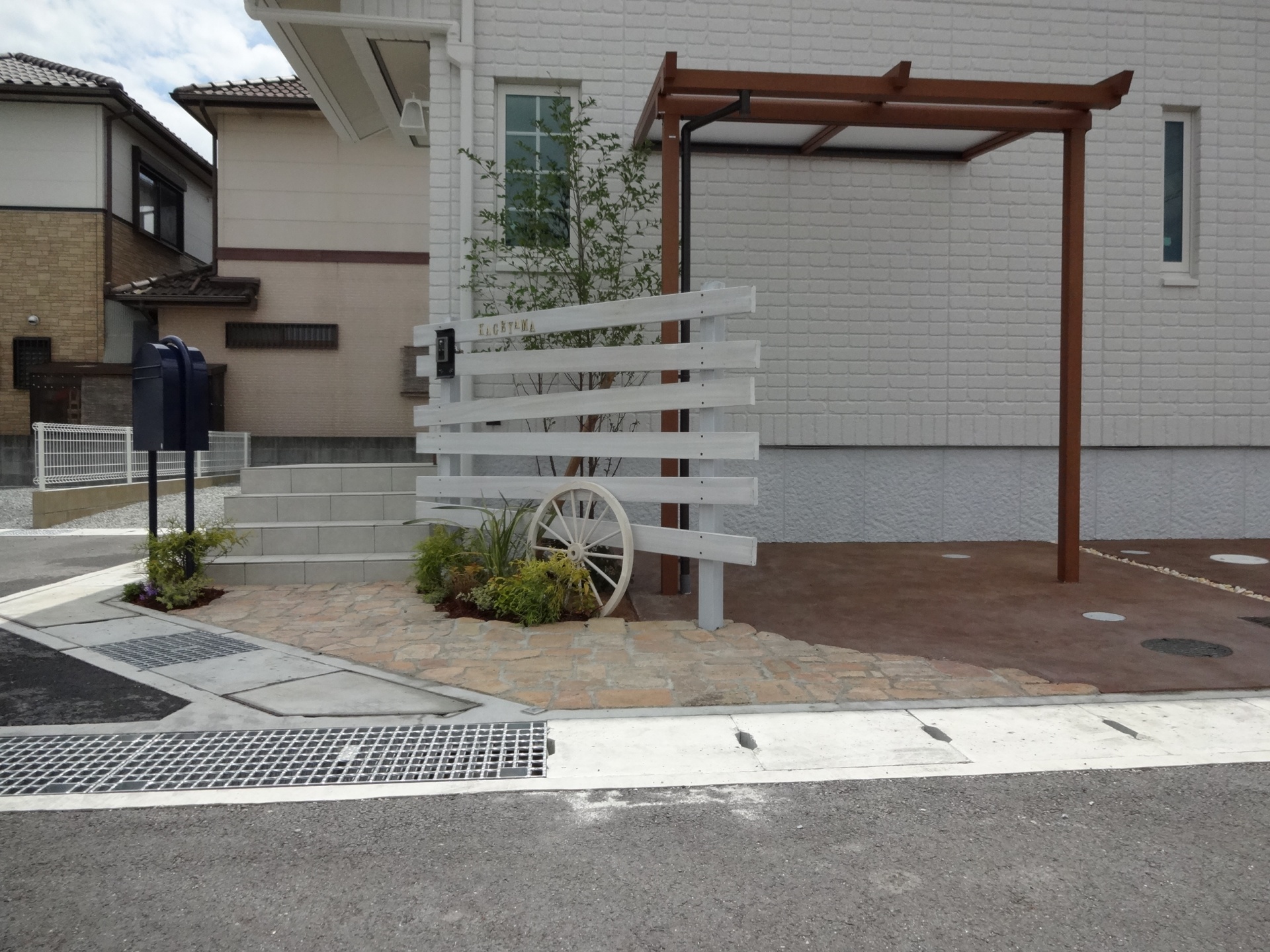 大人可愛いナチュラルな門周り　姫路市K様邸4