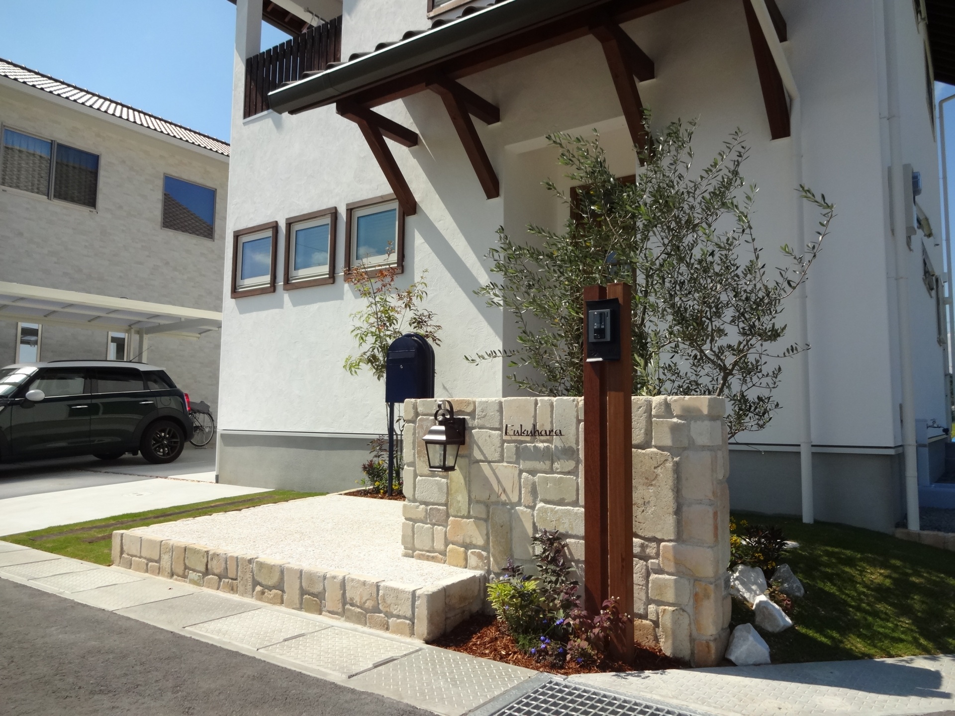 姫路市F様邸新築外構工事門回り2014年