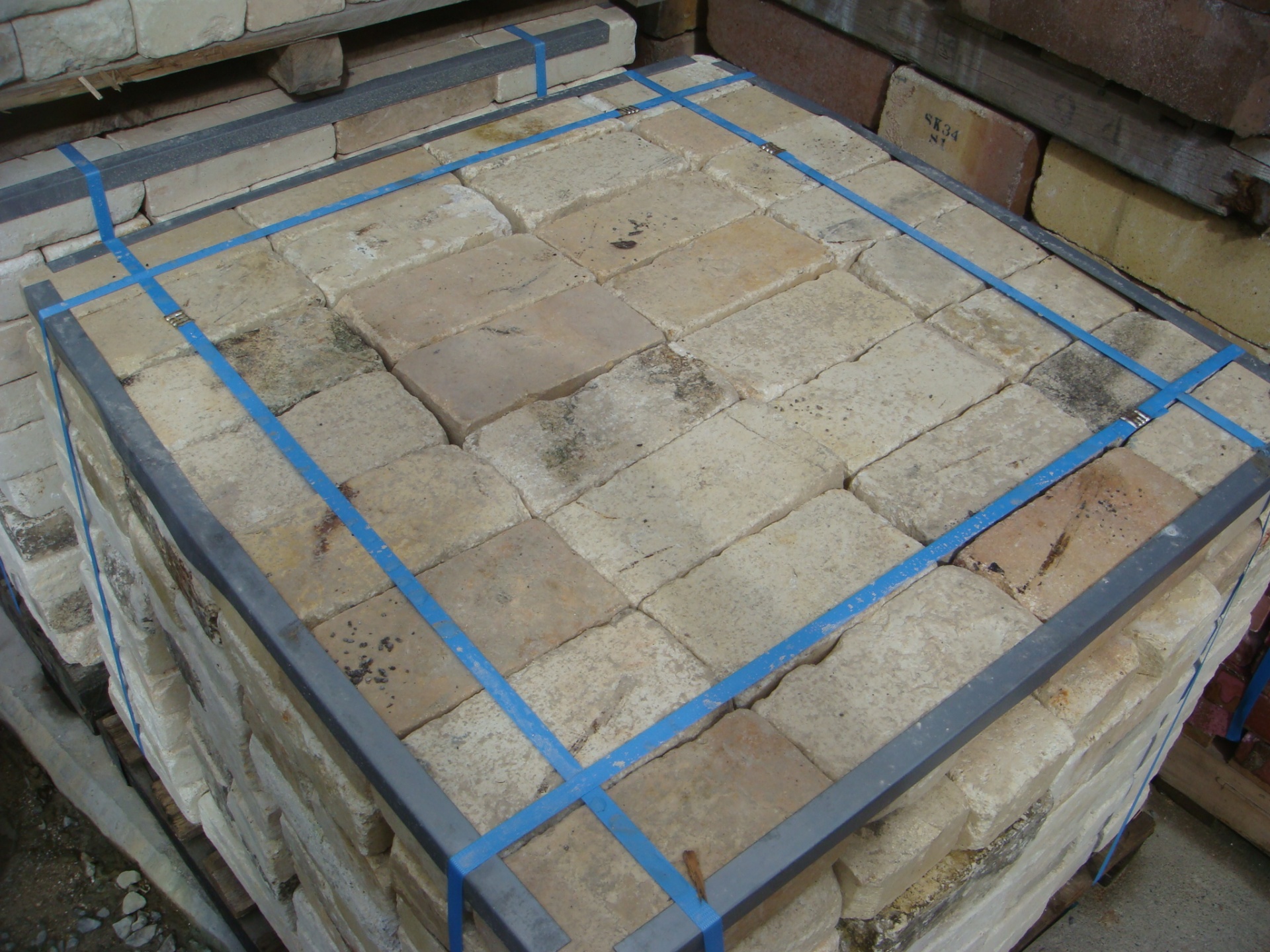 方形耐火煉瓦　白ベージュ