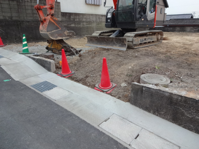 姫路市M様邸新築外構工事解体後1