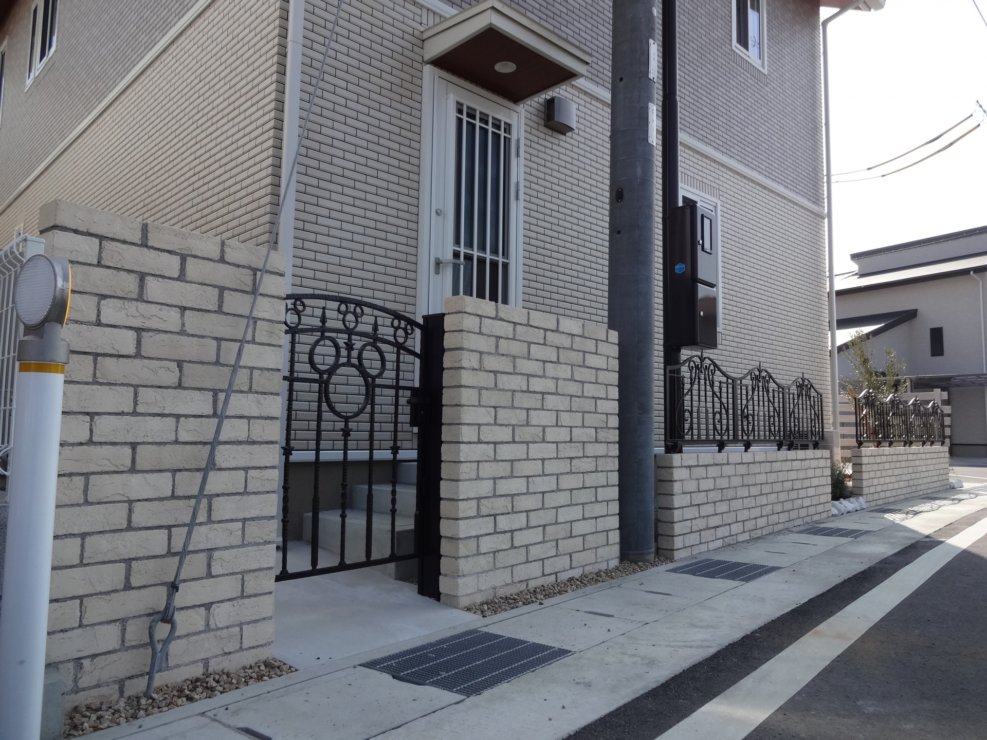 たつの市H様邸ディズニー門扉