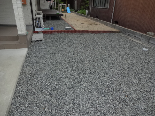 たつの市T様邸アプローチ施工前