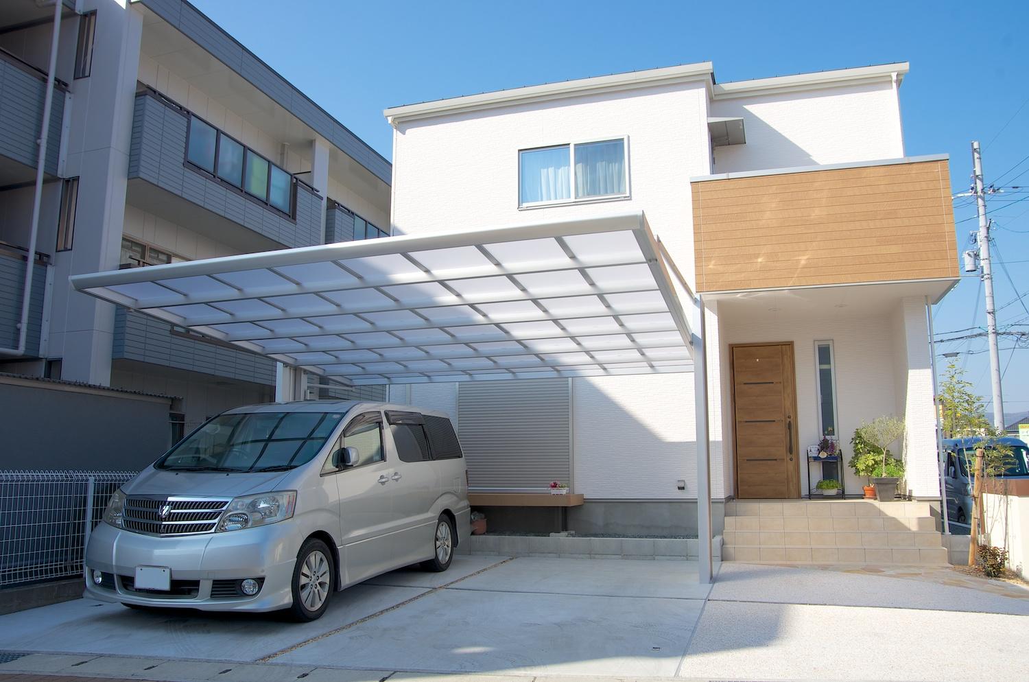 木目で建物と統一感のあるデザイン　姫路市F様邸2