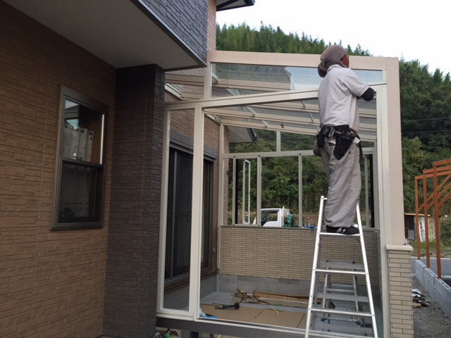 姫路市K様邸ココマガーデンルーム組立て2