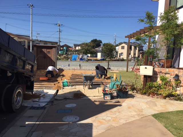 太子町M様邸芝生工事2