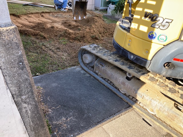 プチ簡易車庫砕石敷リフォーム