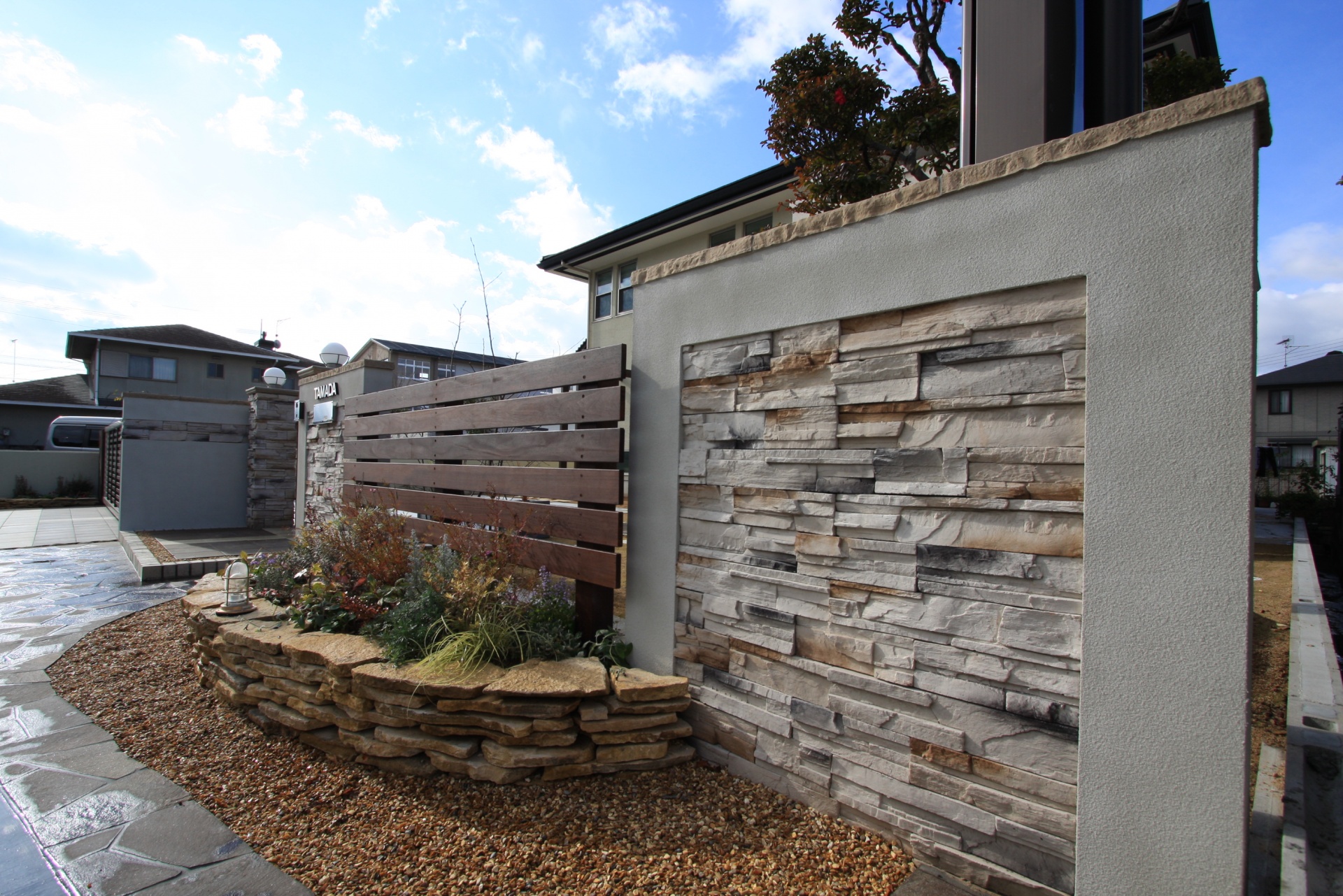 ニッチデザインの自然石ポイント