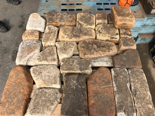 太子町O様邸使用アンティークレンガ1