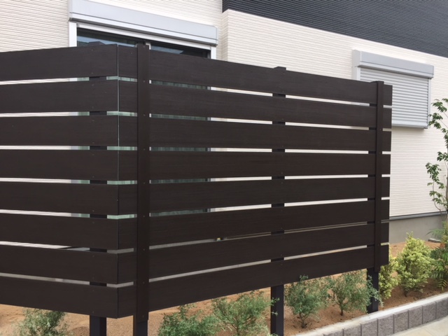 加古川市N様邸ディーズガーデンアルファウッドフェンス