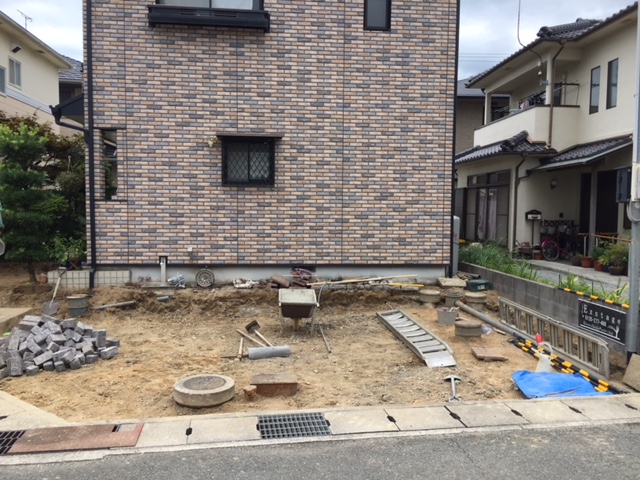 姫路市M様邸エクステリアリフォーム工事施工中