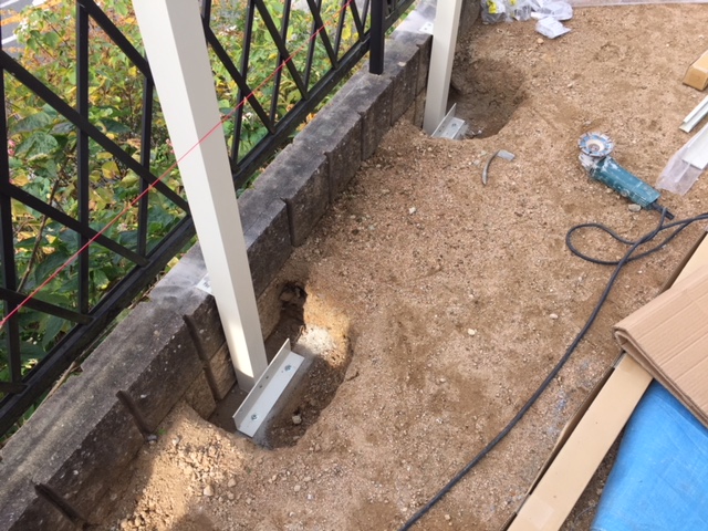 アルファウッド柱施工2