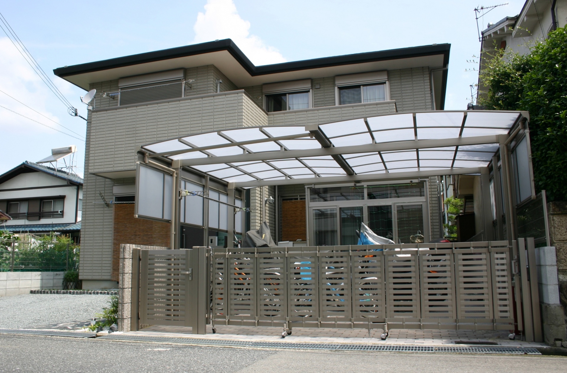 プライベート空間を仕切ったシンプルエクステリア2 プライベート空間を仕切ったシンプルエクステリア2