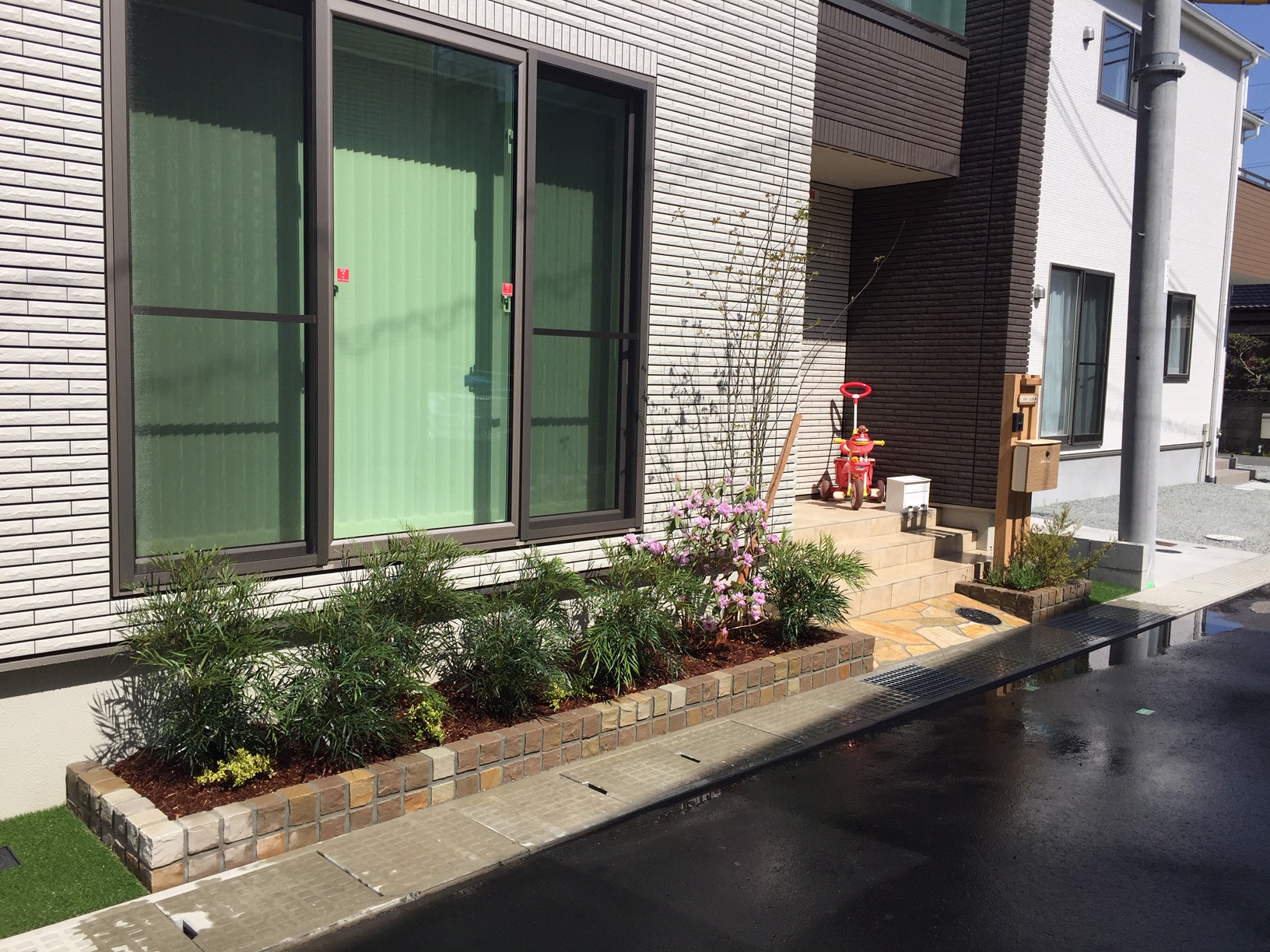 姫路市O様邸植栽施工後