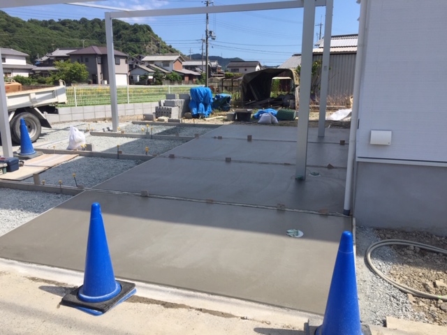 太子町K様邸土間コンクリートコテ押さえ