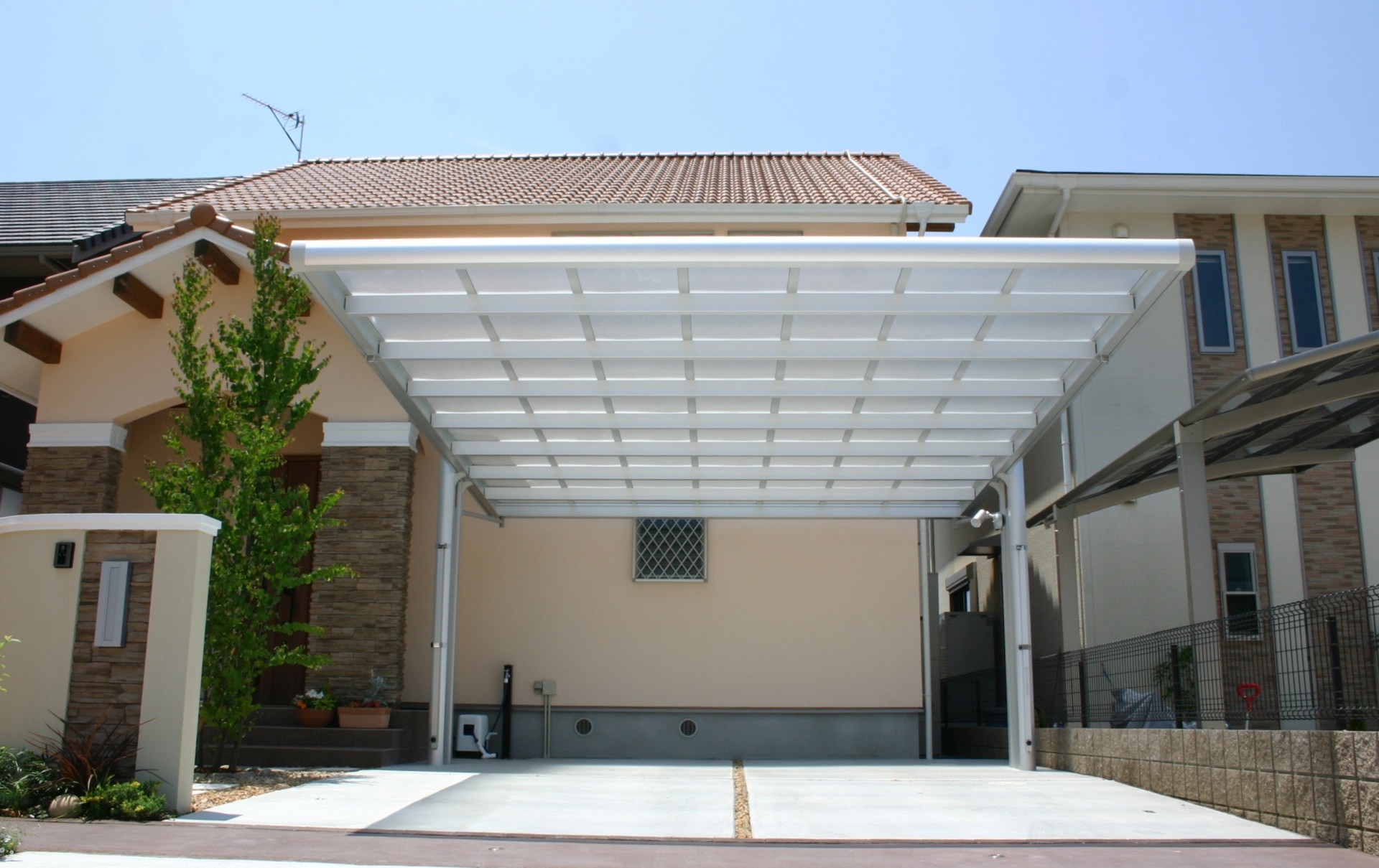 美しい自然石曲線アプローチ　たつの市F様邸5