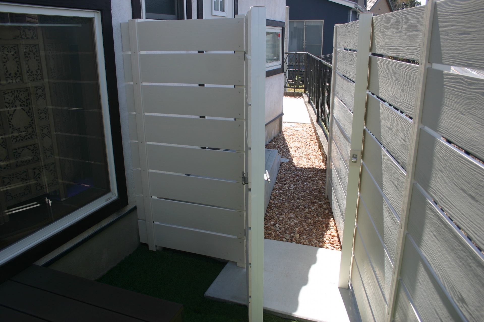 アルファウッド門扉2